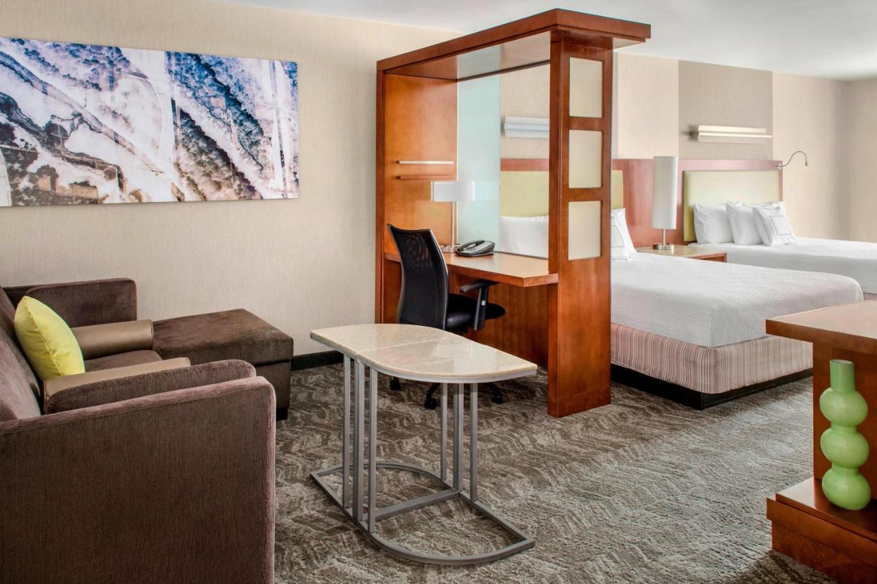 Springhill Suites Long Island Brookhaven Bellport Exterior photo